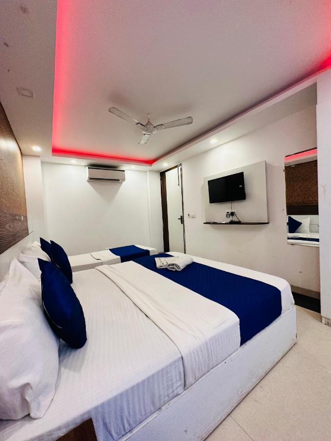 Palm Majestic At Airport Hotel Új-Delhi Kültér fotó